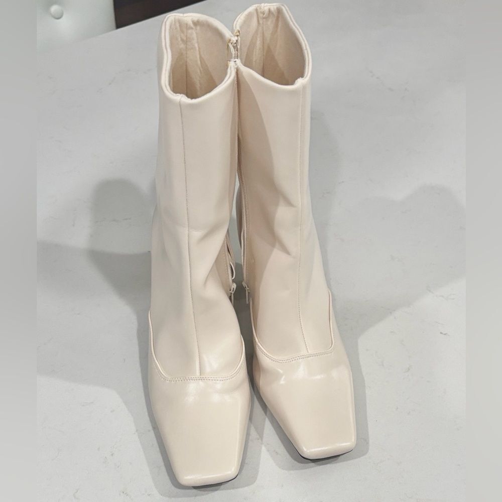TOPSHOP Elegant Cream Ankle Boots Size 10 Never Used